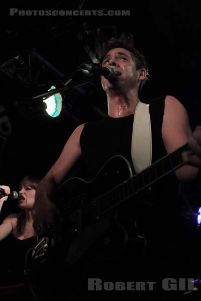 THE AIRBORNE TOXIC EVENT - 2011-02-04 - PARIS - L'International - 